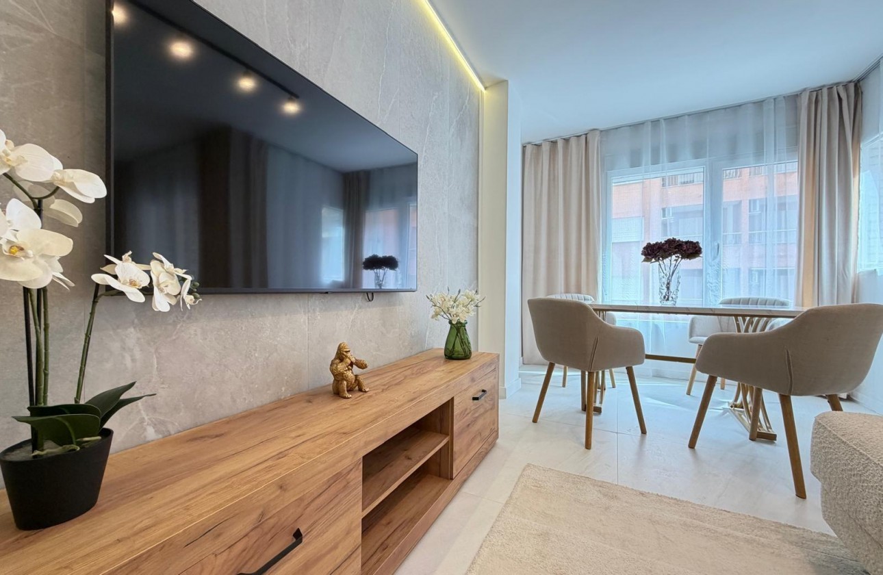 Reventa - Apartamento / piso - Torrevieja - Playa del Cura