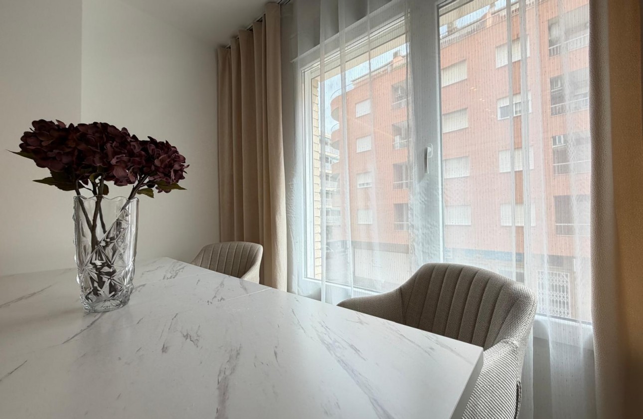 Reventa - Apartamento / piso - Torrevieja - Playa del Cura