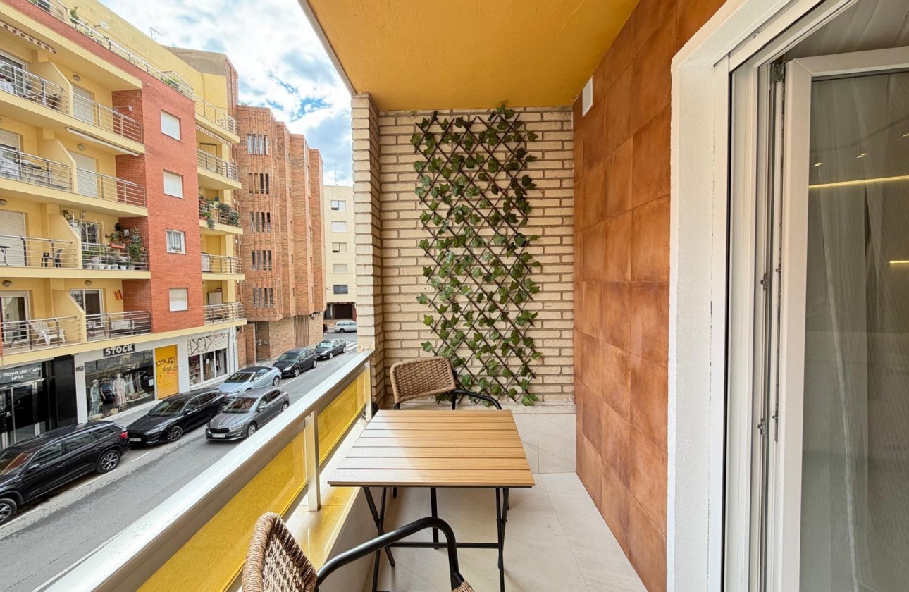 Reventa - Apartamento / piso - Torrevieja - Playa del Cura
