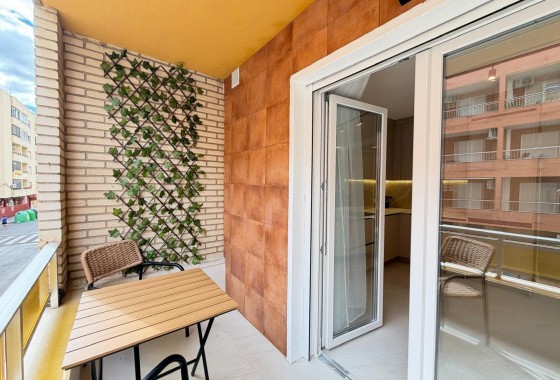 Reventa - Apartamento / piso - Torrevieja - Playa del Cura