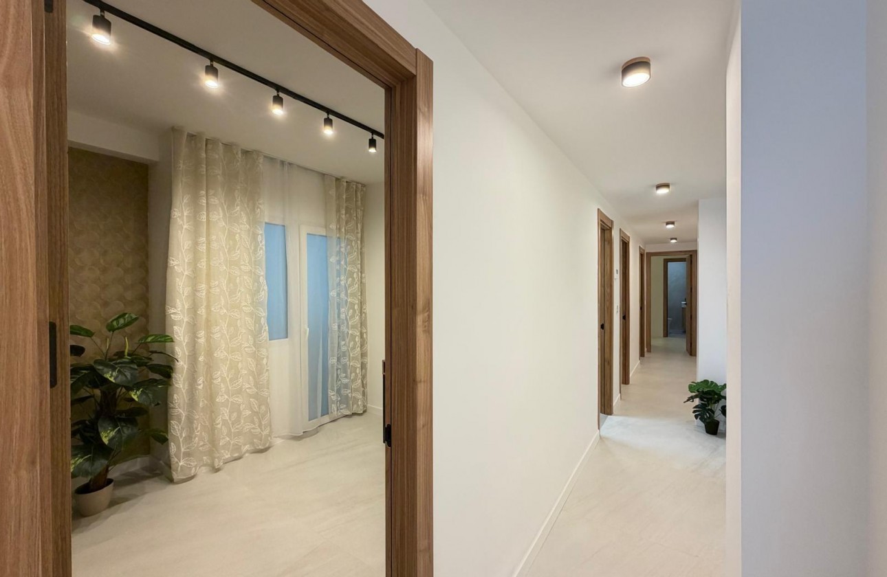 Reventa - Apartamento / piso - Torrevieja - Playa del Cura