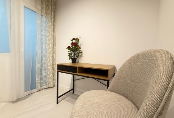 Reventa - Apartamento / piso - Torrevieja - Playa del Cura