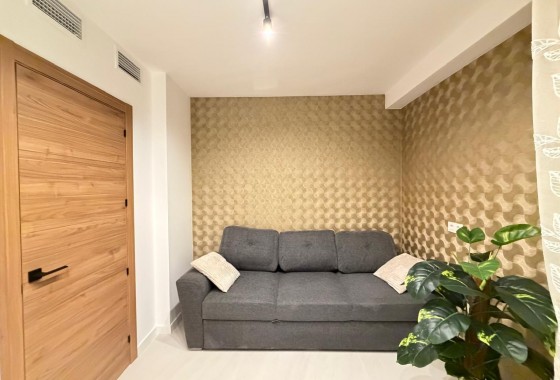 Reventa - Apartamento / piso - Torrevieja - Playa del Cura