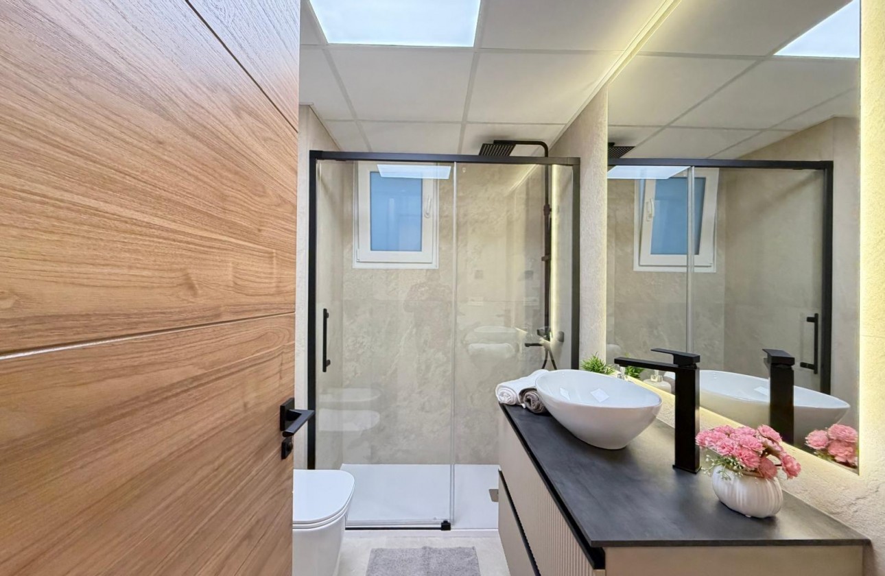 Reventa - Apartamento / piso - Torrevieja - Playa del Cura