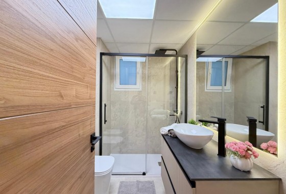 Reventa - Apartamento / piso - Torrevieja - Playa del Cura
