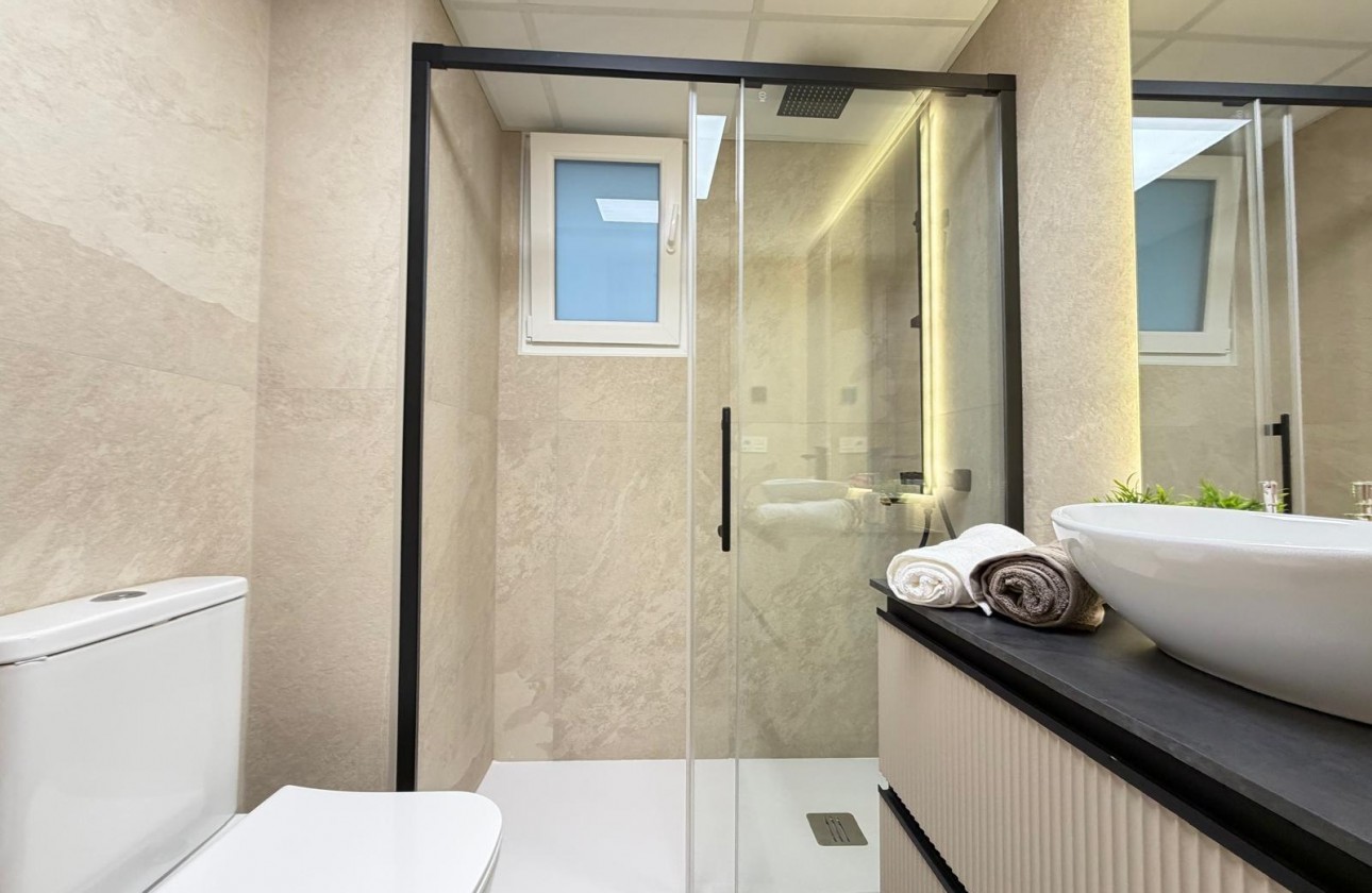 Reventa - Apartamento / piso - Torrevieja - Playa del Cura
