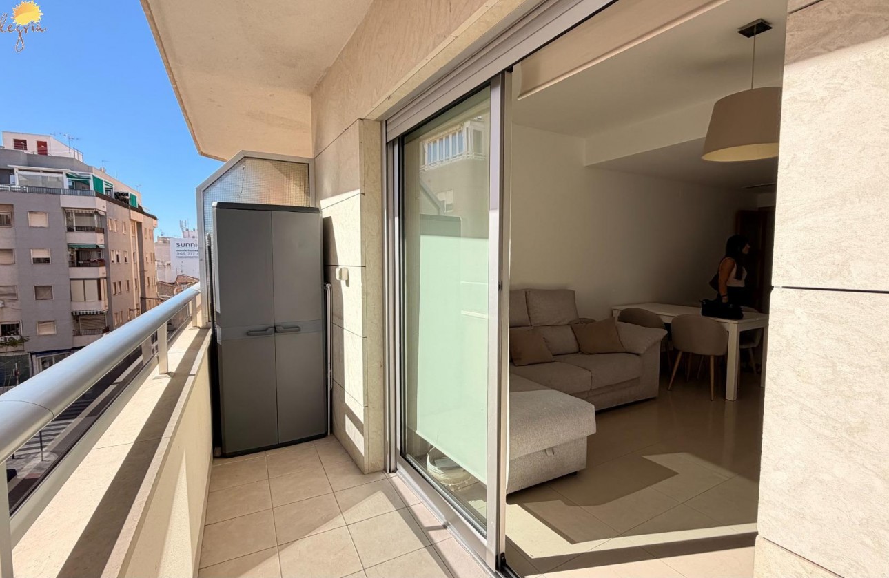 Resale - Apartment / flat - Torrevieja - PARQUE DE LAS NACIONES