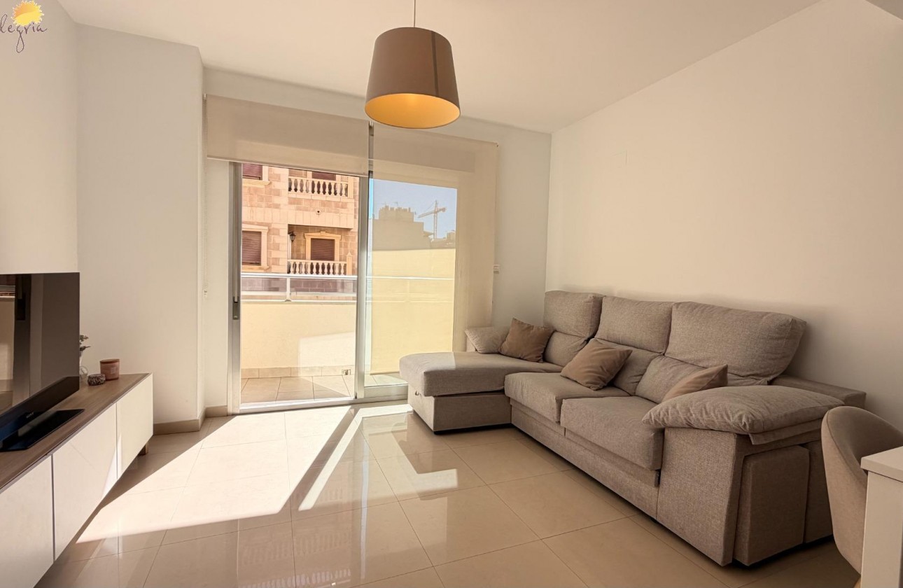 Resale - Apartment / flat - Torrevieja - PARQUE DE LAS NACIONES