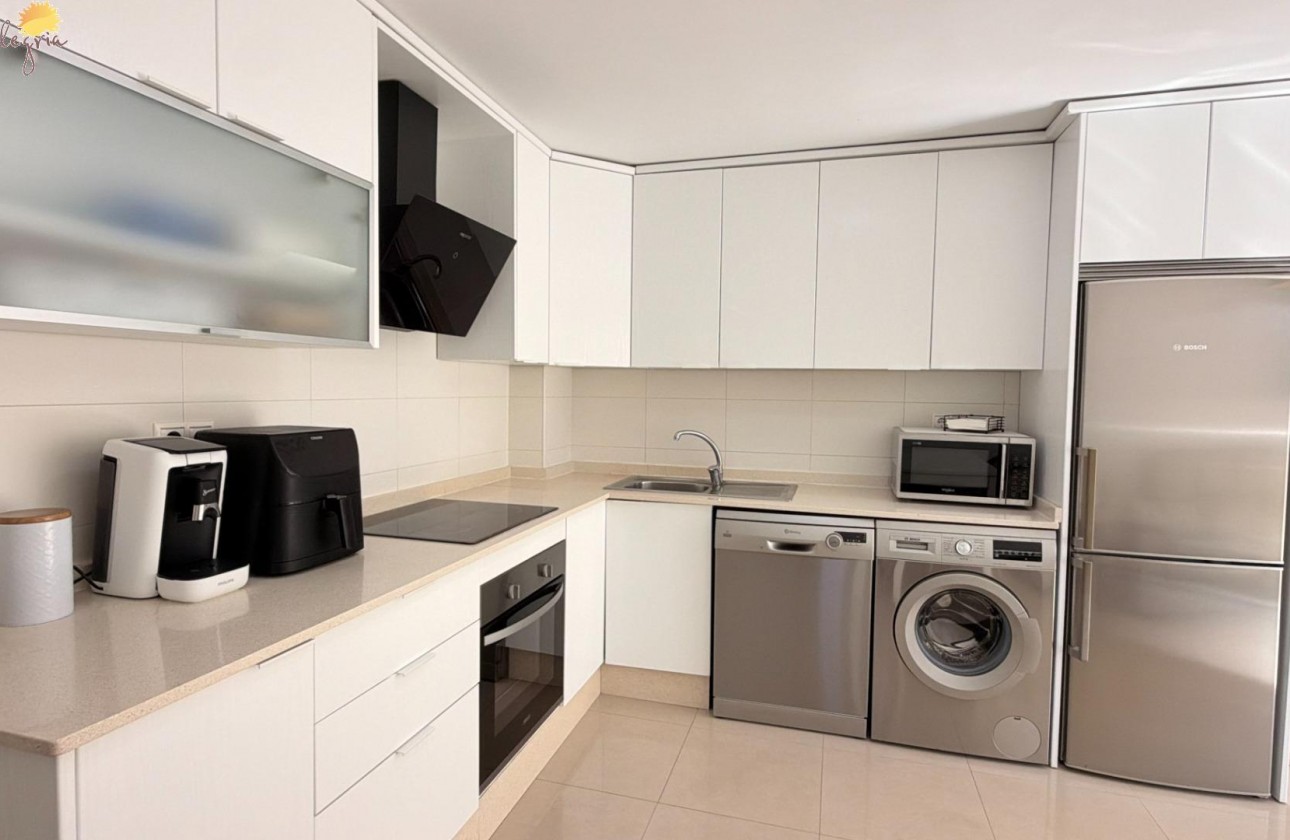 Resale - Apartment / flat - Torrevieja - PARQUE DE LAS NACIONES
