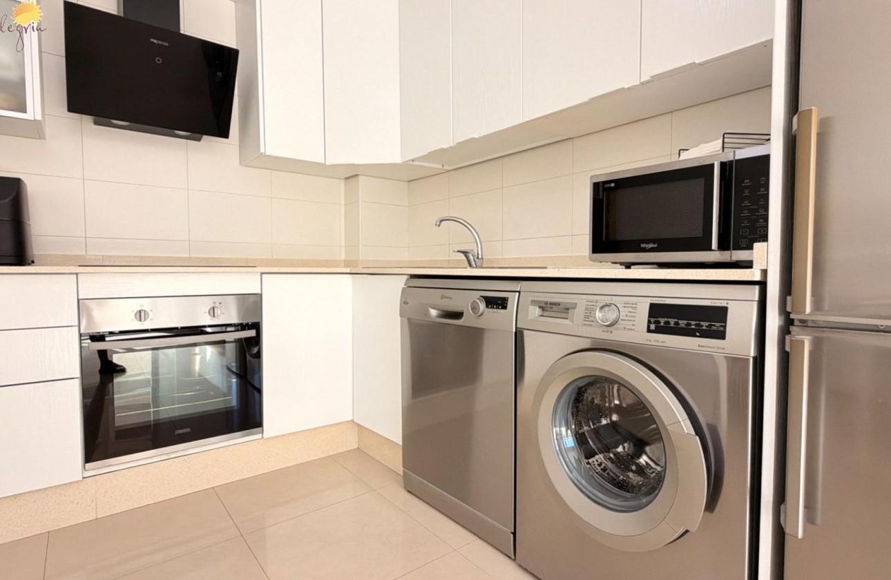 Resale - Apartment / flat - Torrevieja - PARQUE DE LAS NACIONES
