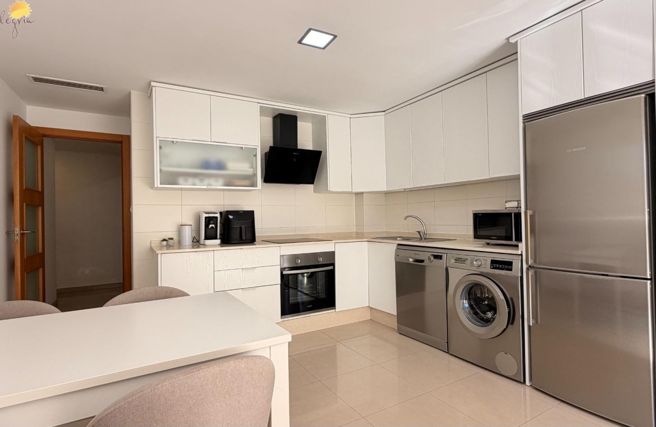 Resale - Apartment / flat - Torrevieja - PARQUE DE LAS NACIONES