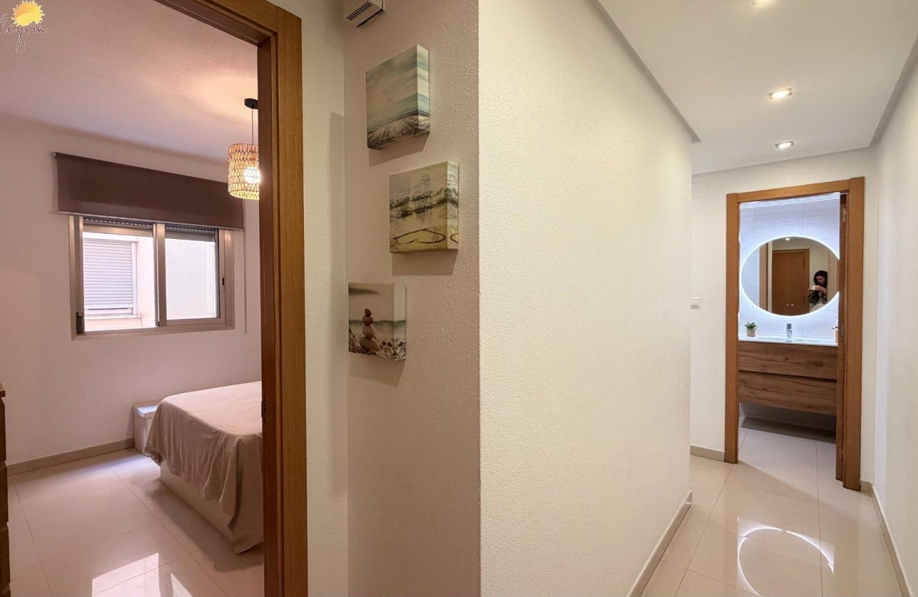 Resale - Apartment / flat - Torrevieja - PARQUE DE LAS NACIONES