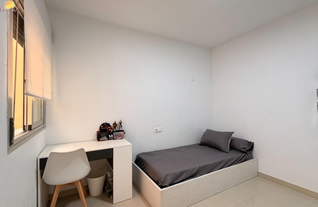 Resale - Apartment / flat - Torrevieja - PARQUE DE LAS NACIONES