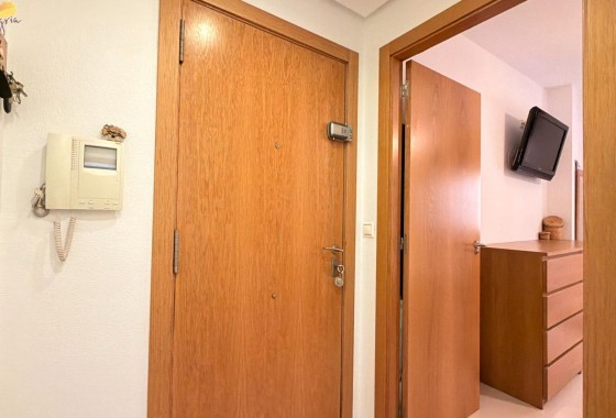 Resale - Apartment / flat - Torrevieja - PARQUE DE LAS NACIONES