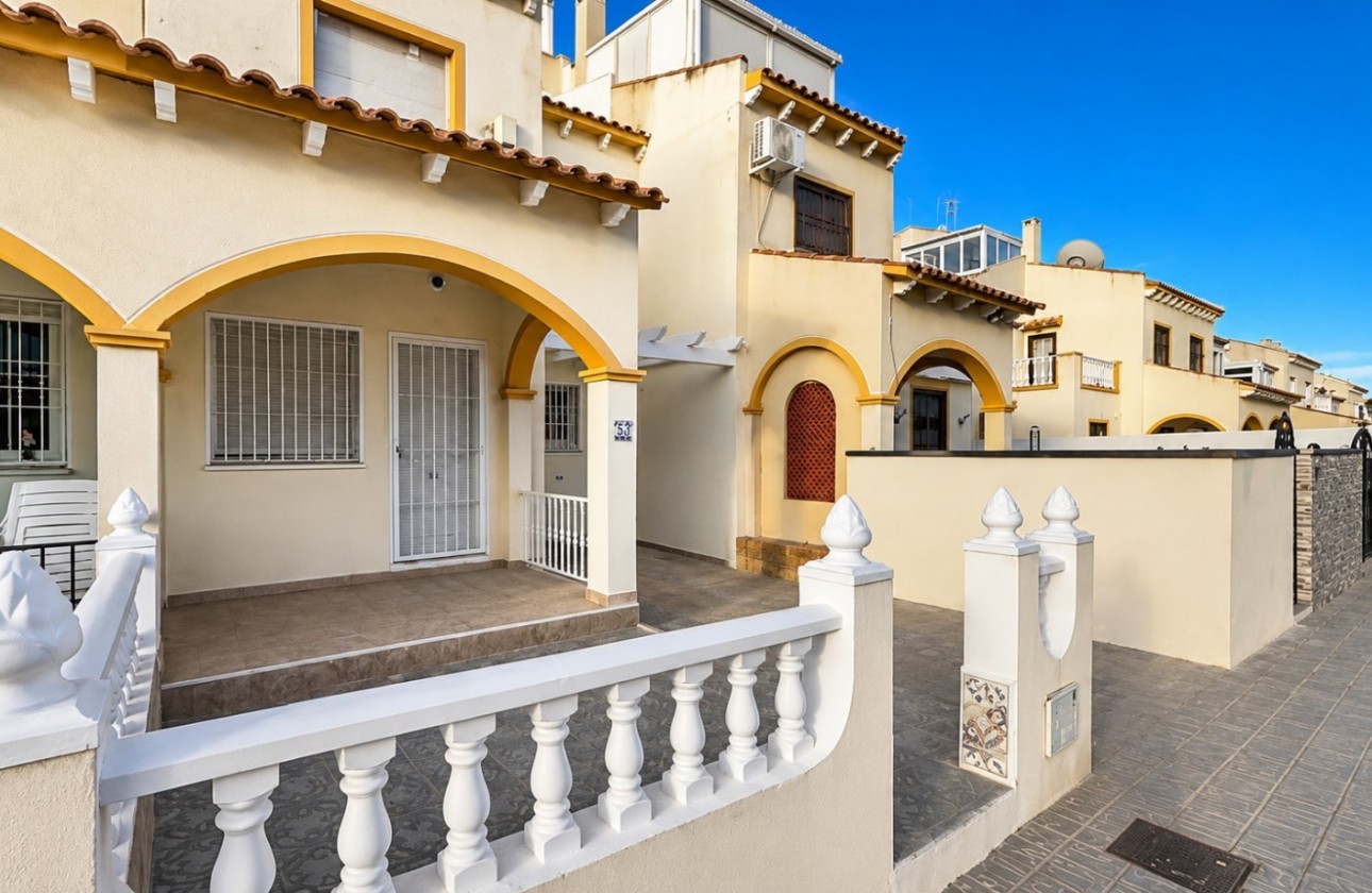 Revente - Villa - Orihuela Costa - Costa Blanca