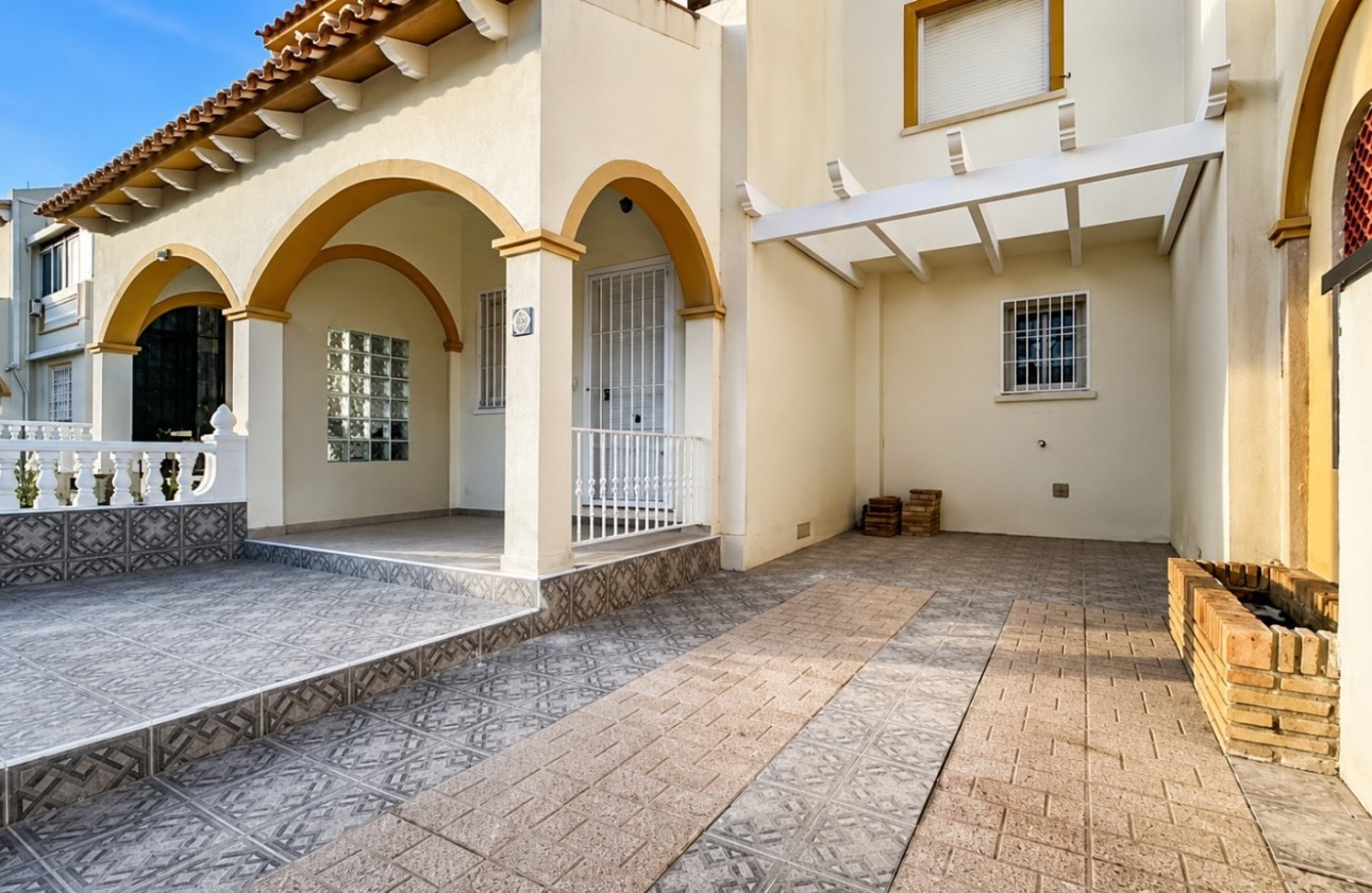 Revente - Villa - Orihuela Costa - Costa Blanca