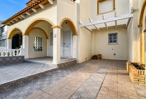 Revente - Villa - Orihuela Costa - Costa Blanca