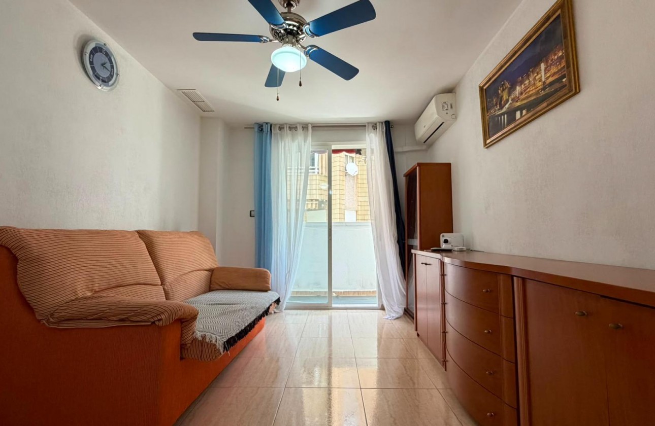 Resale - Apartment / flat - Torrevieja - torrevieja