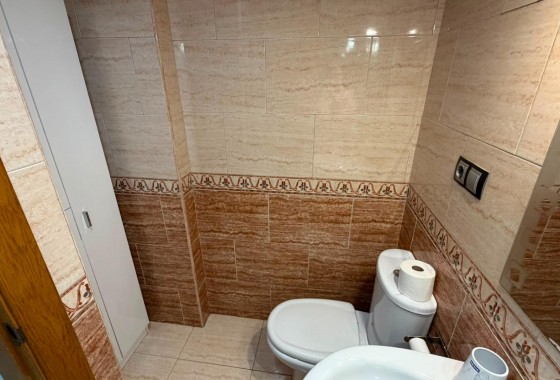 Resale - Apartment / flat - Torrevieja - torrevieja