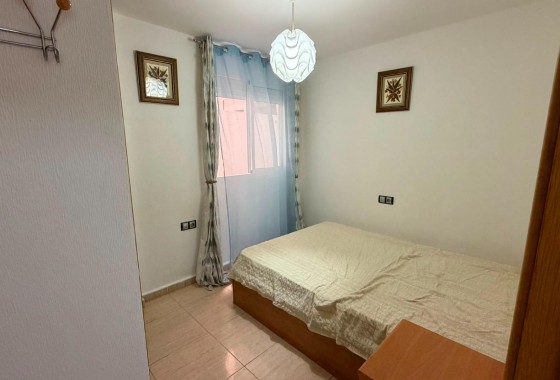 Resale - Apartment / flat - Torrevieja - torrevieja