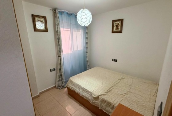 Resale - Apartment / flat - Torrevieja - torrevieja