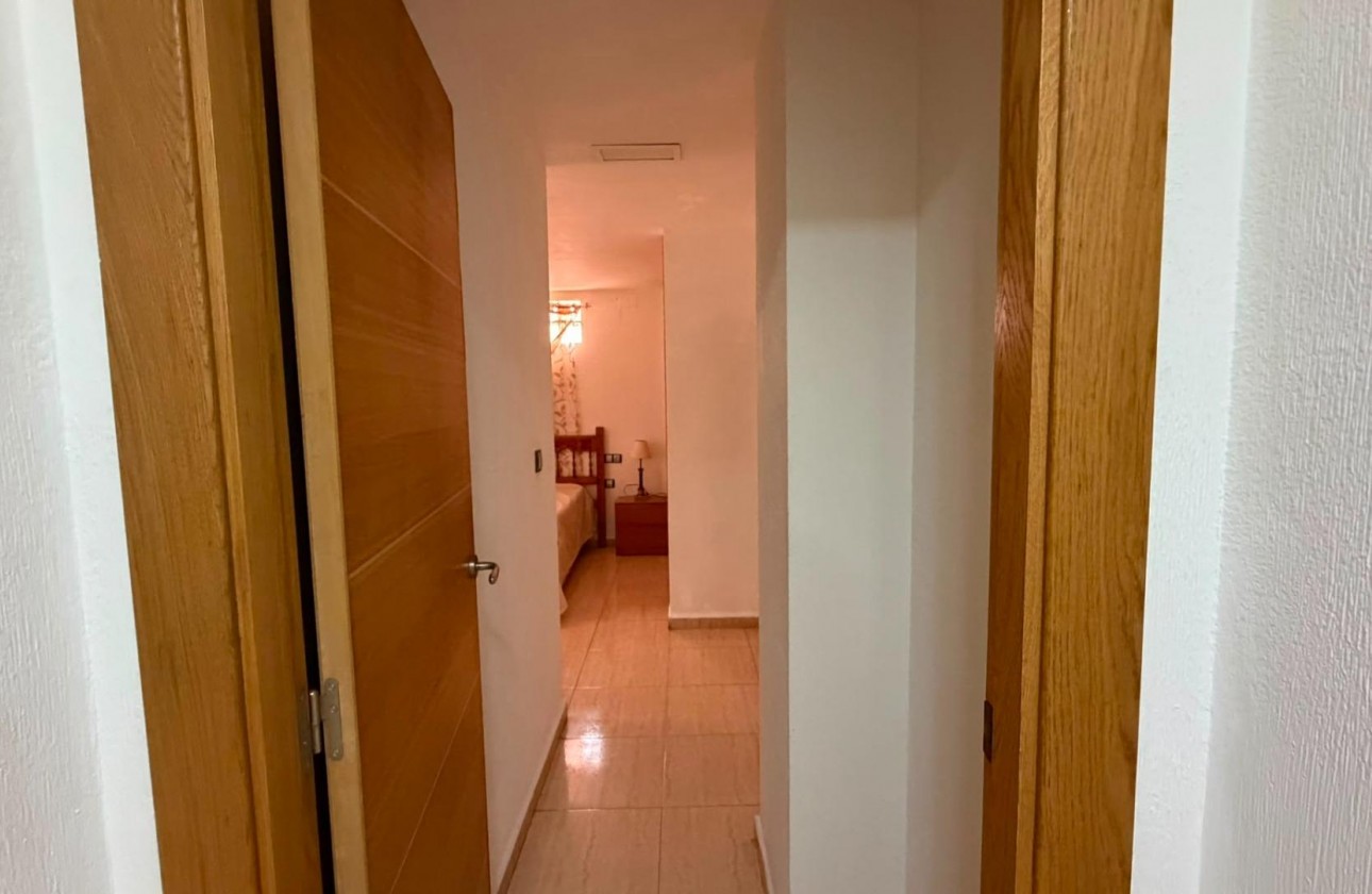 Resale - Apartment / flat - Torrevieja - torrevieja
