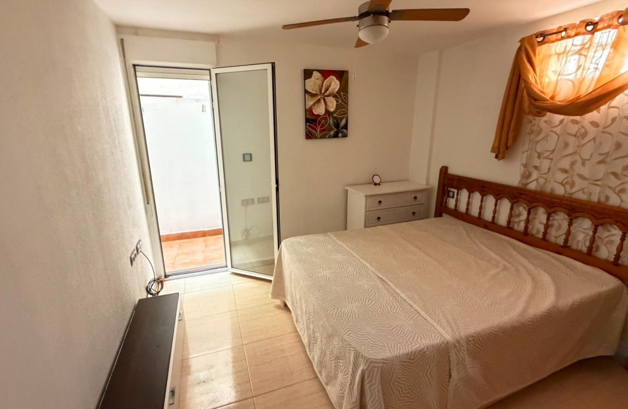 Resale - Apartment / flat - Torrevieja - torrevieja
