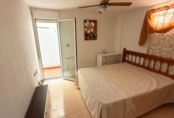 Resale - Apartment / flat - Torrevieja - torrevieja
