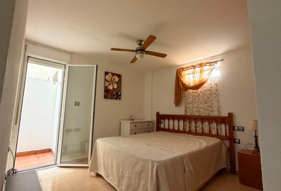 Resale - Apartment / flat - Torrevieja - torrevieja