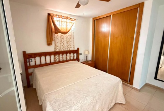 Resale - Apartment / flat - Torrevieja - torrevieja