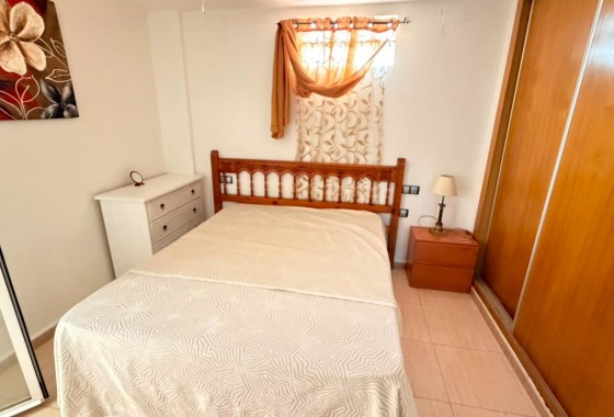 Resale - Apartment / flat - Torrevieja - torrevieja