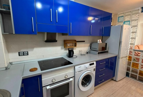 Resale - Apartment / flat - Torrevieja - torrevieja