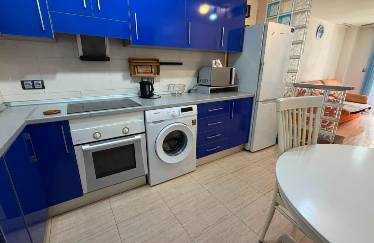 Resale - Apartment / flat - Torrevieja - torrevieja