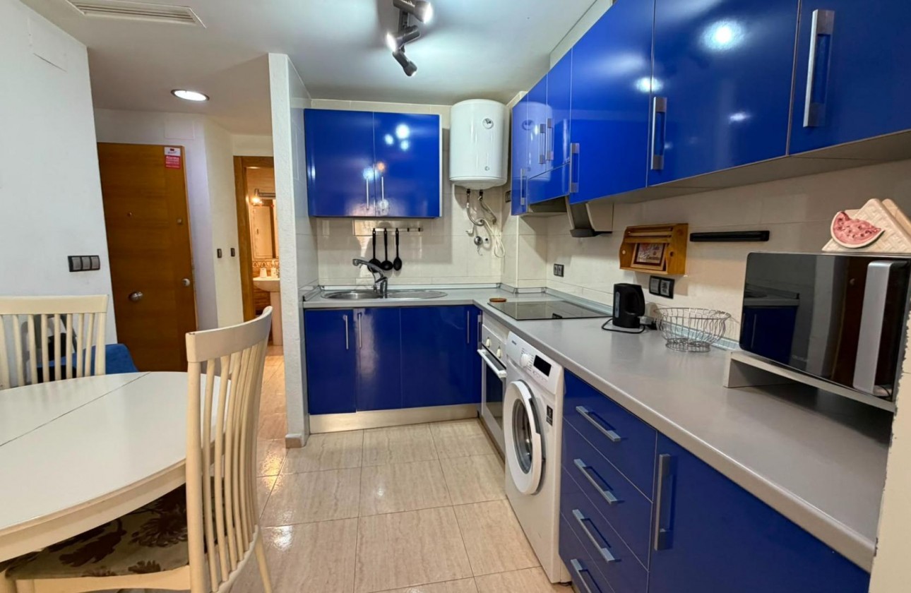 Resale - Apartment / flat - Torrevieja - torrevieja