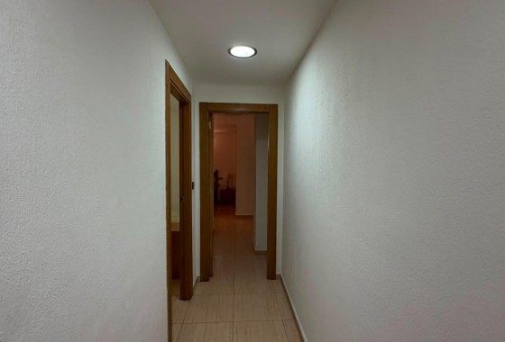 Resale - Apartment / flat - Torrevieja - torrevieja