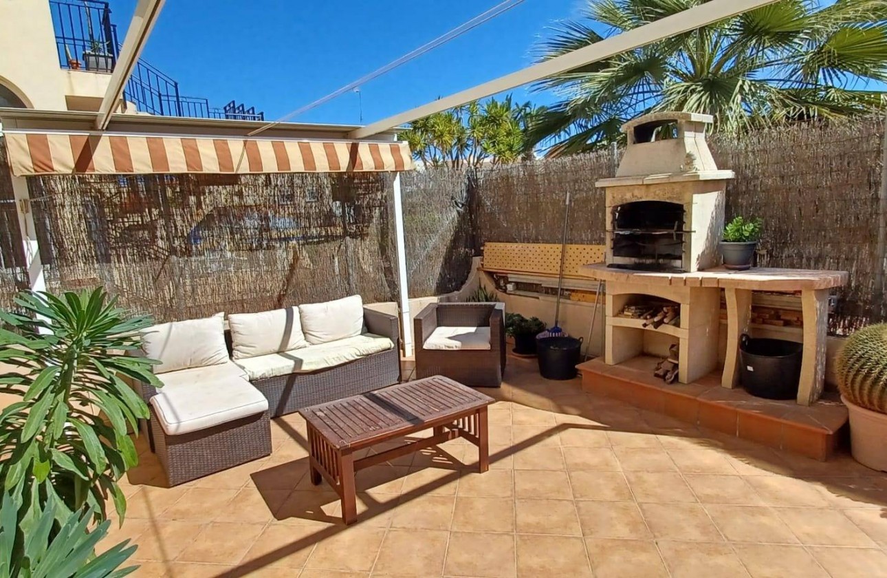Resale - Bungalow - Orihuela Costa - Los Almendros-la Florida