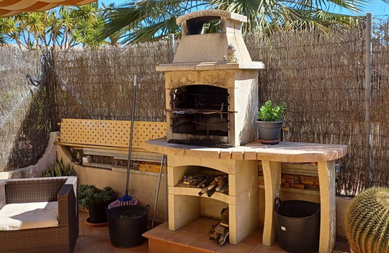 Resale - Bungalow - Orihuela Costa - Los Almendros-la Florida