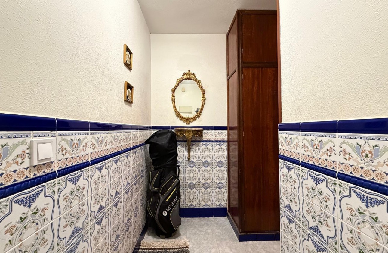 Resale - Apartment / flat - Torrevieja - Playa del Cura
