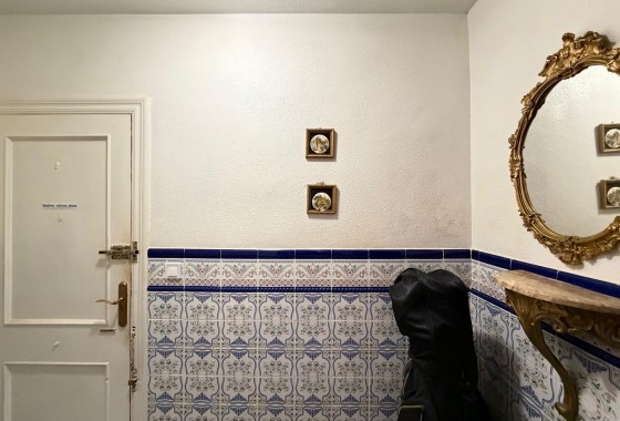 Resale - Apartment / flat - Torrevieja - Playa del Cura