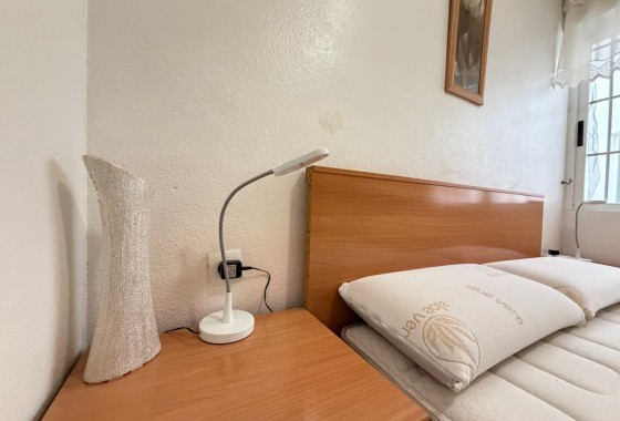 Resale - Apartment / flat - Torrevieja - Playa del Cura