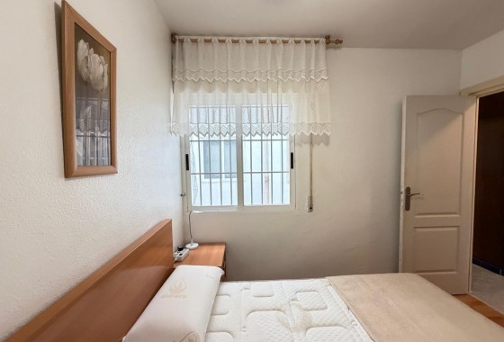 Resale - Apartment / flat - Torrevieja - Playa del Cura