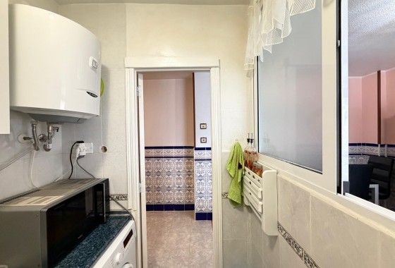 Resale - Apartment / flat - Torrevieja - Playa del Cura