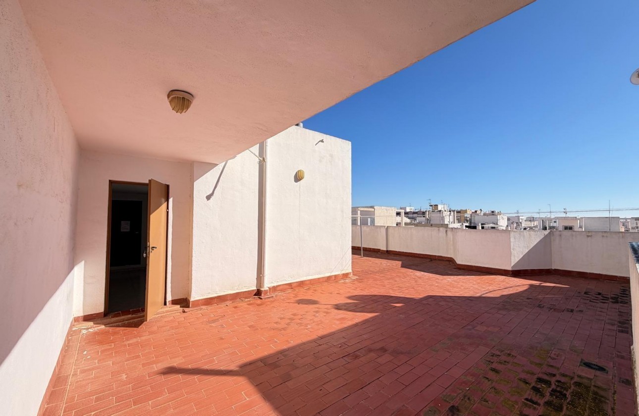 Resale - Apartment / flat - Torrevieja - Playa del Cura