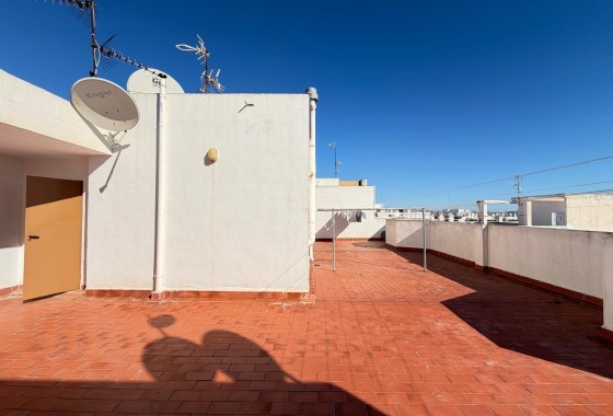 Resale - Apartment / flat - Torrevieja - Playa del Cura