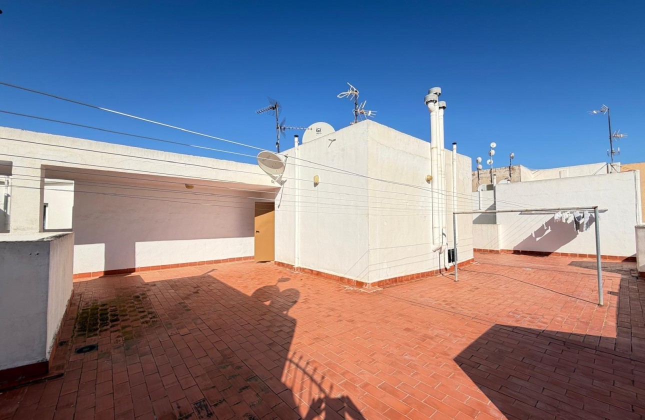 Resale - Apartment / flat - Torrevieja - Playa del Cura