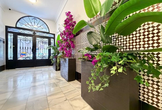 Resale - Apartment / flat - Torrevieja - Playa del Cura