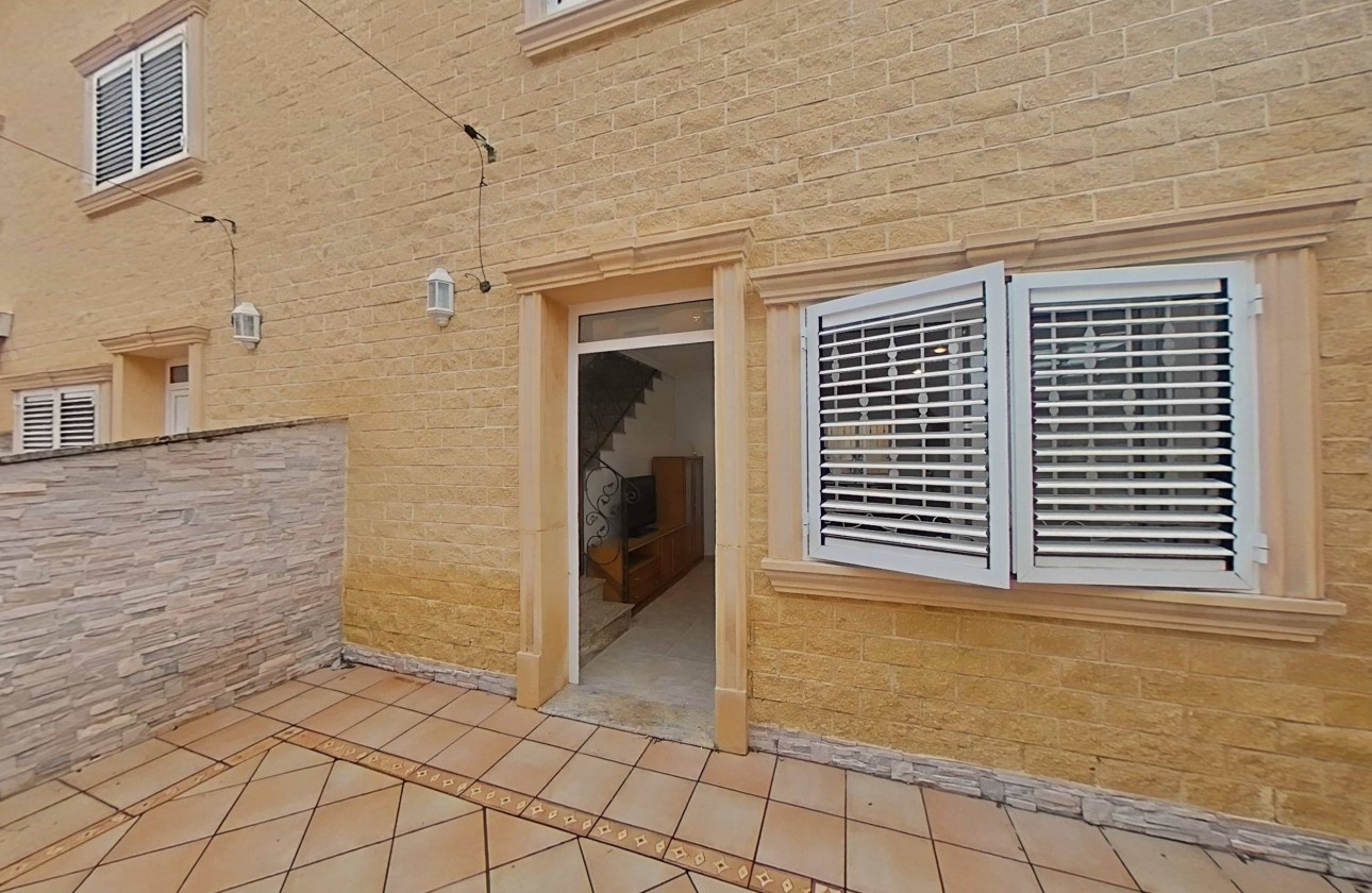 Revente - Duplex - Santiago de la ribera - SANTIAGO DE LA RIBERA
