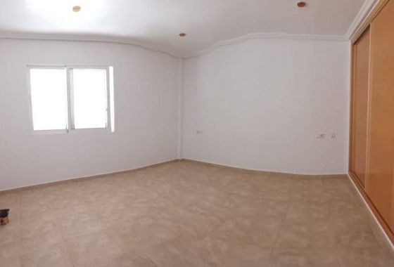 Revente - Duplex - Santiago de la ribera - SANTIAGO DE LA RIBERA