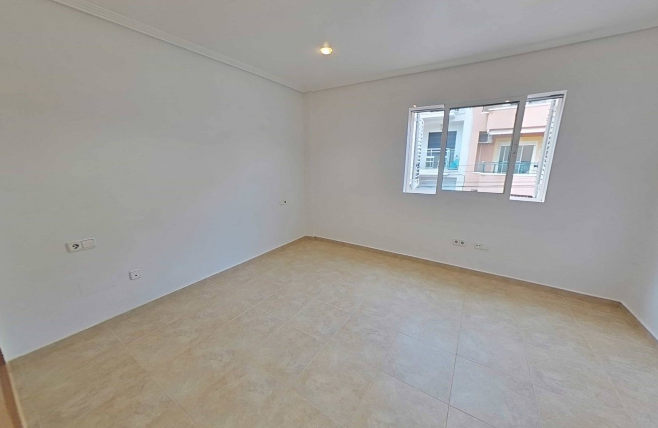 Revente - Duplex - Santiago de la ribera - SANTIAGO DE LA RIBERA