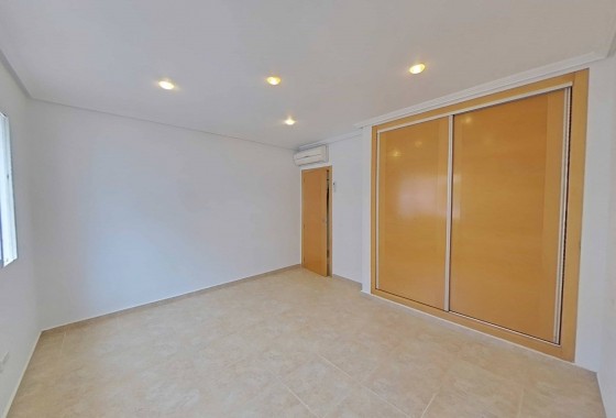 Revente - Duplex - Santiago de la ribera - SANTIAGO DE LA RIBERA